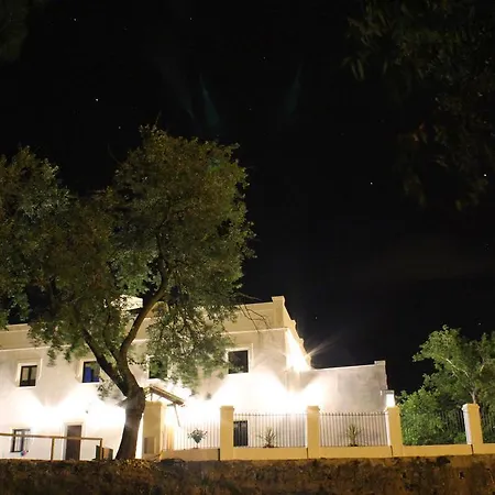 Apartment Alojamiento Rural El Lario Alcala de los Gazules